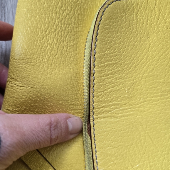Kate Spade | Maryanne dandelion yellow leather preppy medium shoulder bag purse - Picture 5 of 16